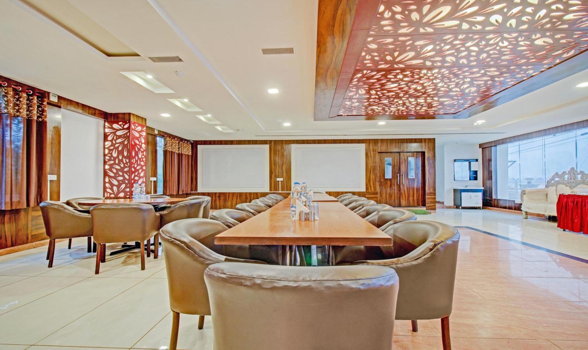 Treebo Silver Grand New Agreement Lucknow Exterior foto